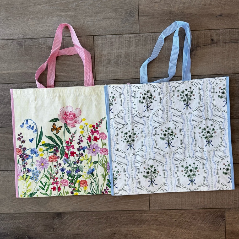 Homegoods TJMaxx Marshalls Viral Flower Print Shopper Tote Bags Set of 2 NWOT - Picture 2 of 2
